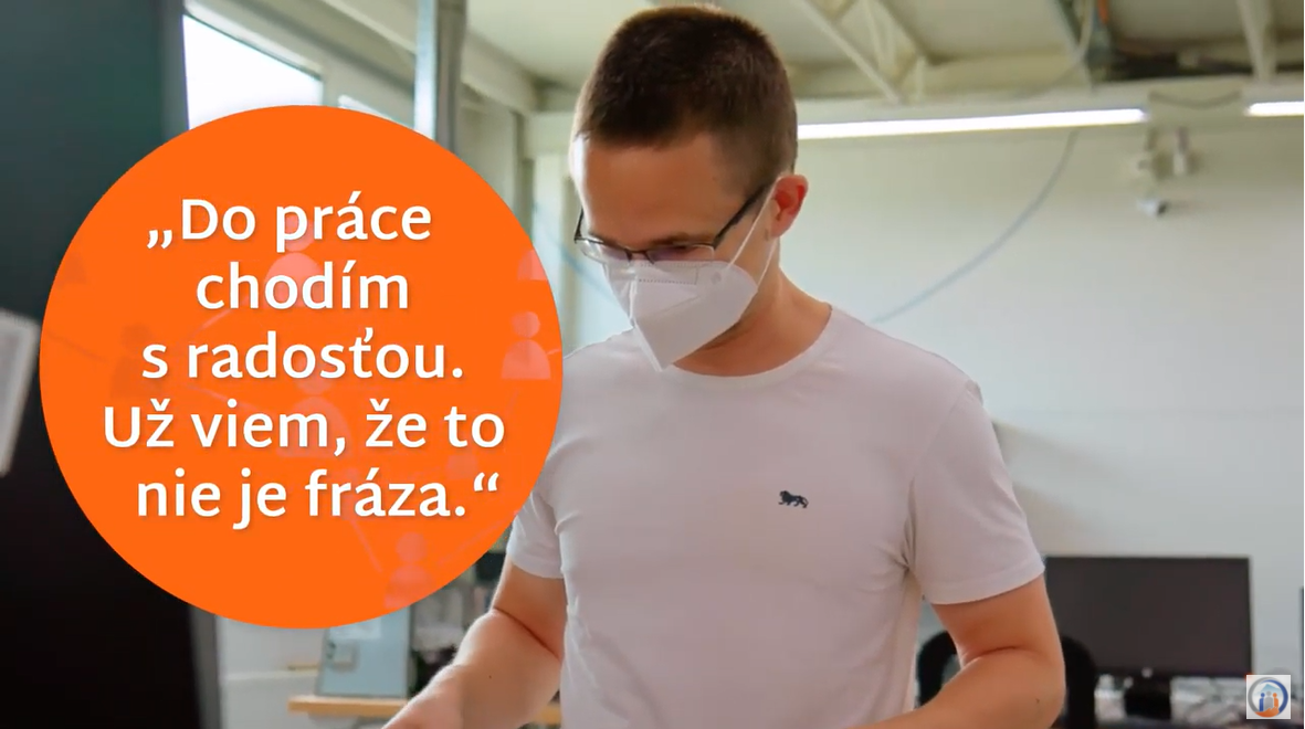 Foto zamestnanca RSP s textom: Do práce chodím s radosťou, už viem, že to nie je fráza.